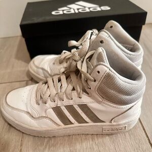 Adidas Hoops Mid Sneakers, Girls Size 3, white